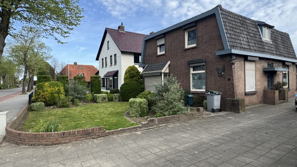 Voorzijde Angeren