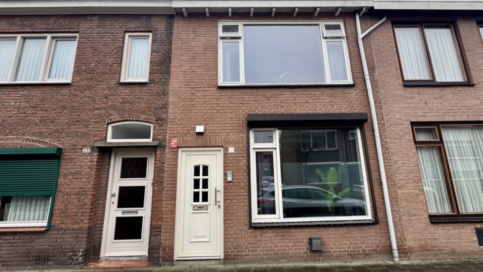Voorzijde locatie Tilburg EE-Accommodations