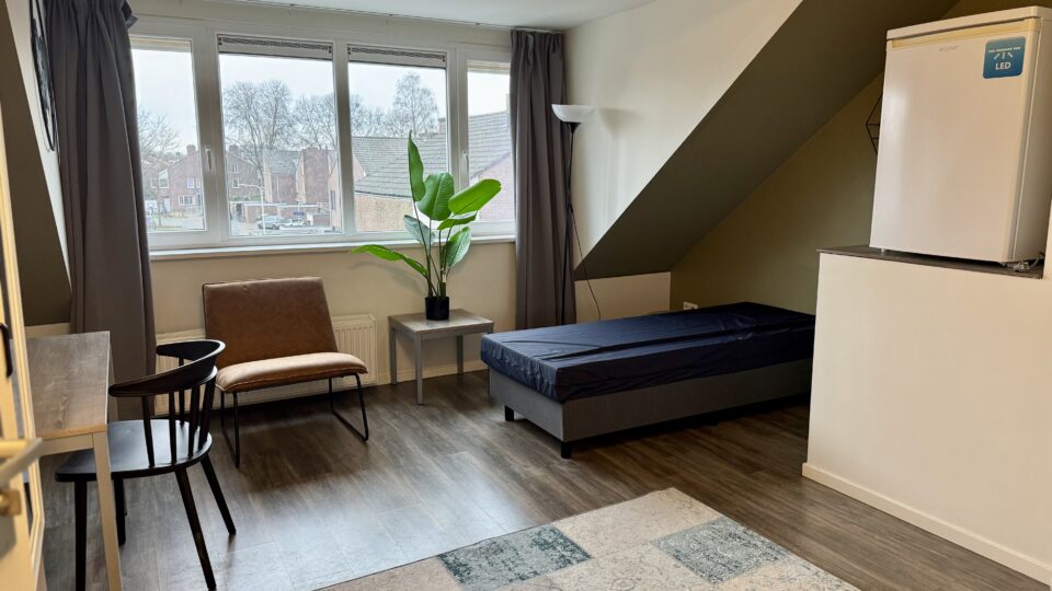 Slaapkamer locatie Tilburg huisvesting arbeidsmigranten EE-Accommodations technisch of zorg personeel